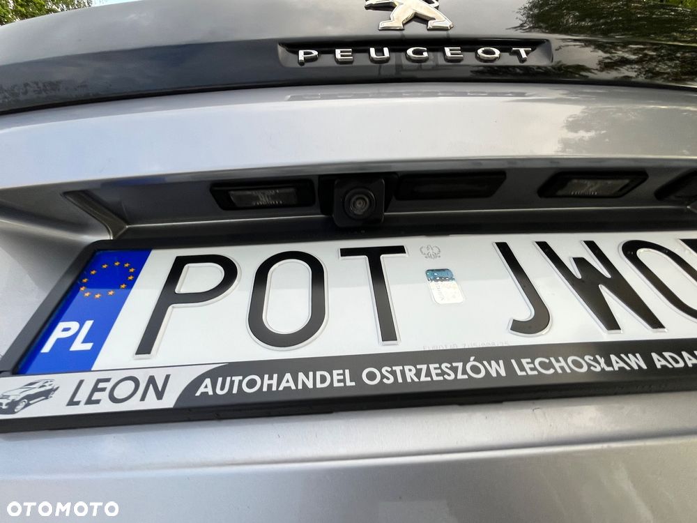 Peugeot 3008 BlueHDi 180 Stop & Start EAT8 Allure - 11