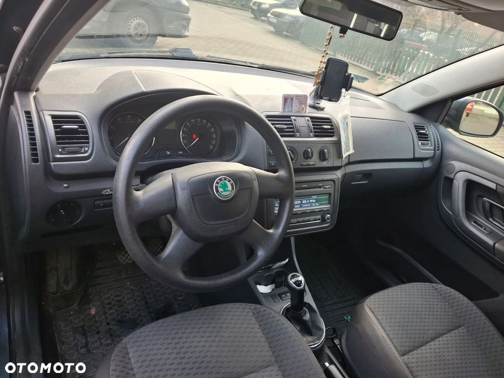Skoda Fabia - 6