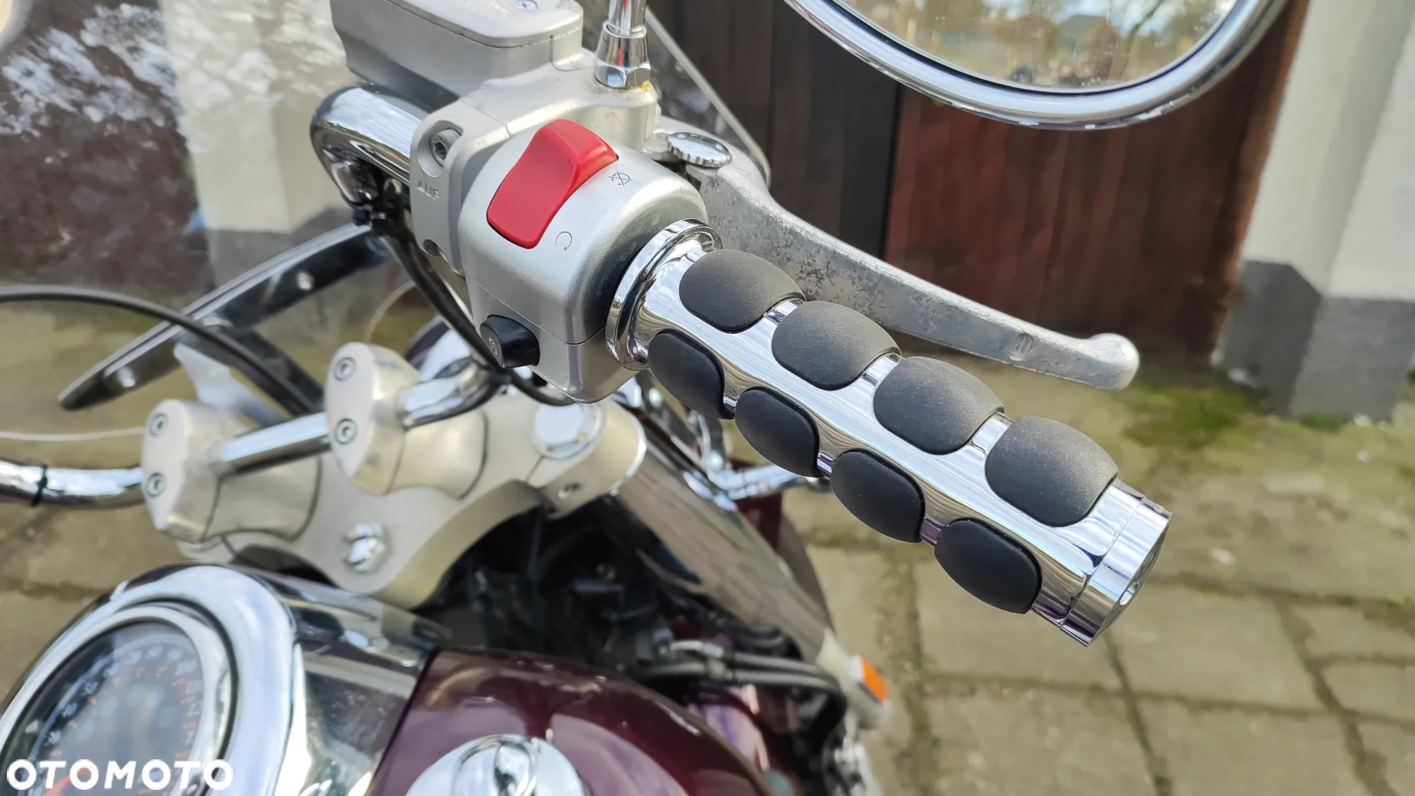 Suzuki Boulevard - 19