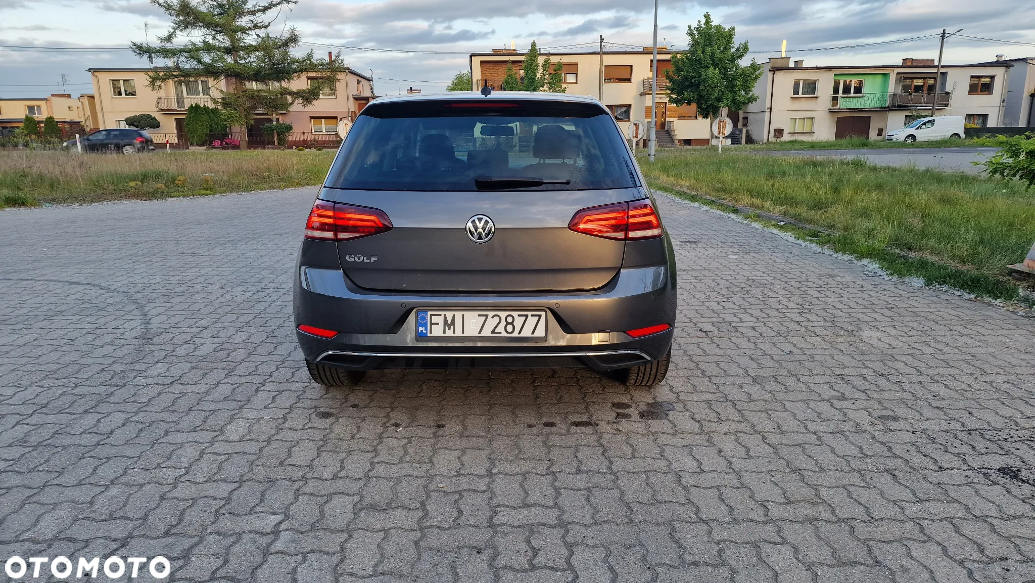 Volkswagen Golf 1.0 TSI BlueMotion Comfortline - 5