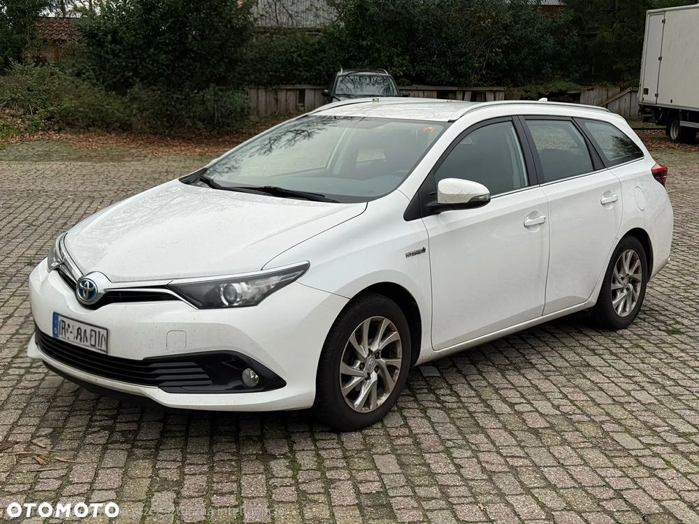 Toyota Auris - 15