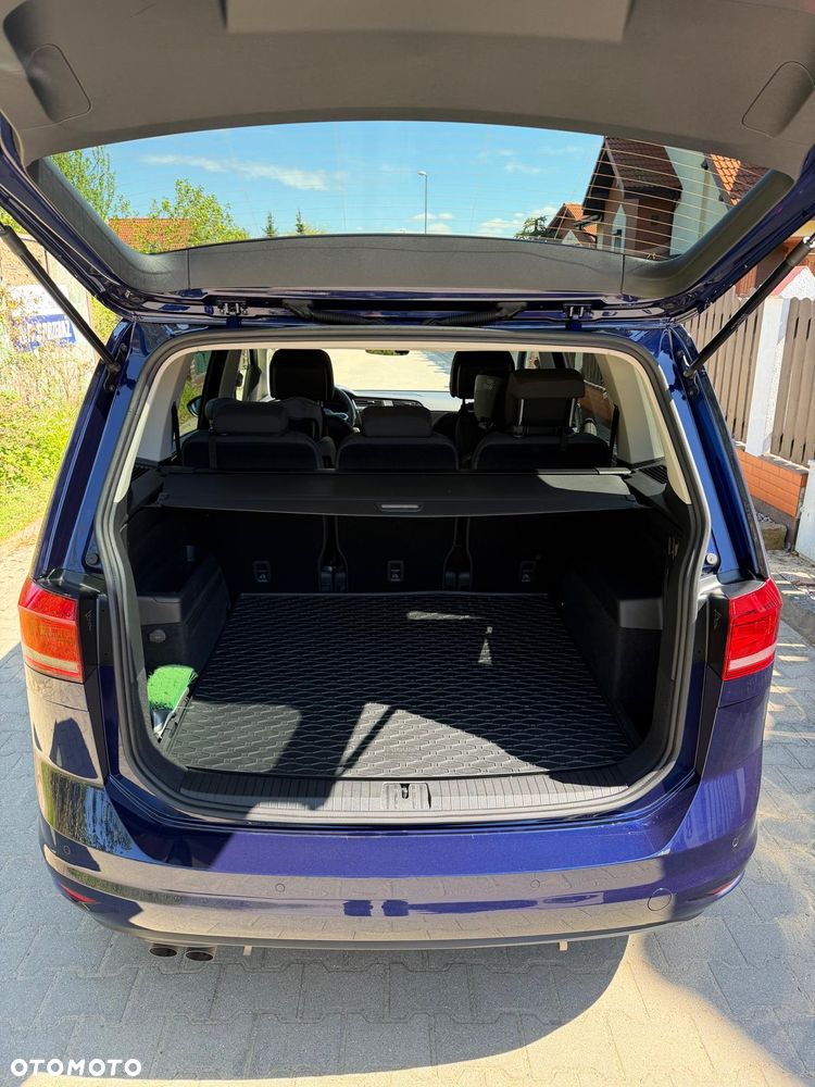 Volkswagen Touran 2.0 TDI BMT Highline DSG - 11