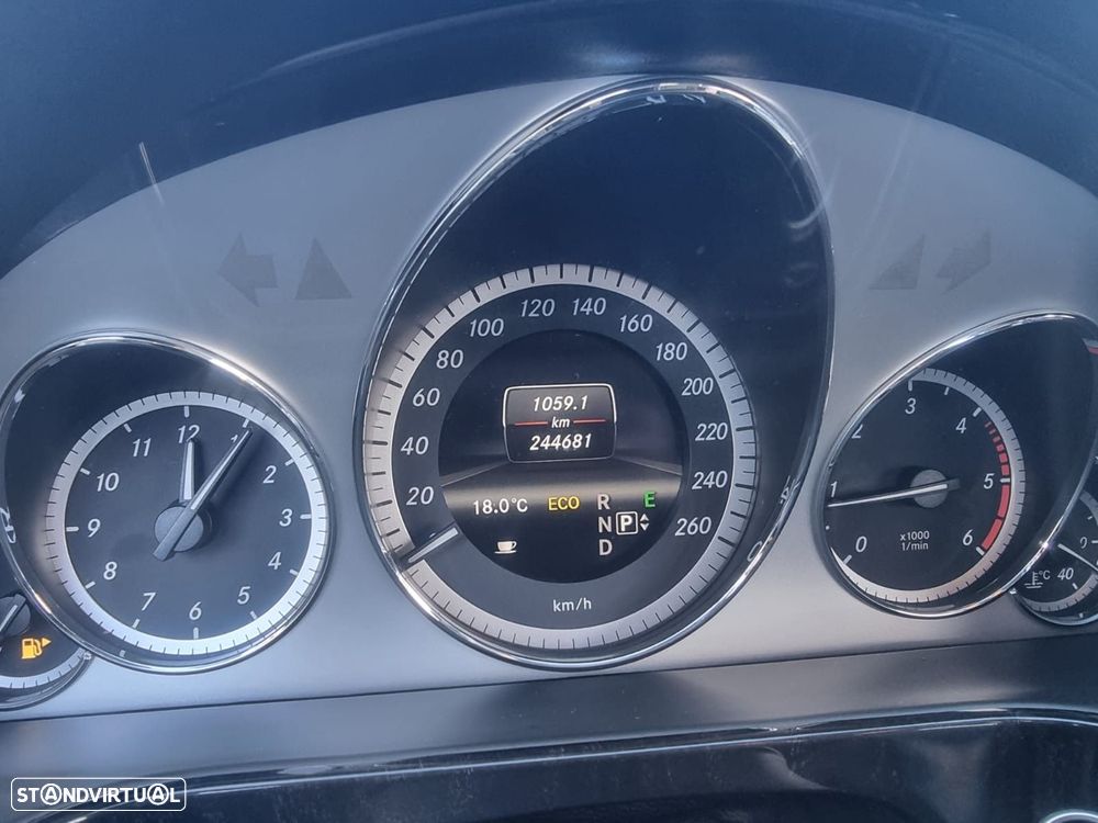 Mercedes-Benz E 200 - 11