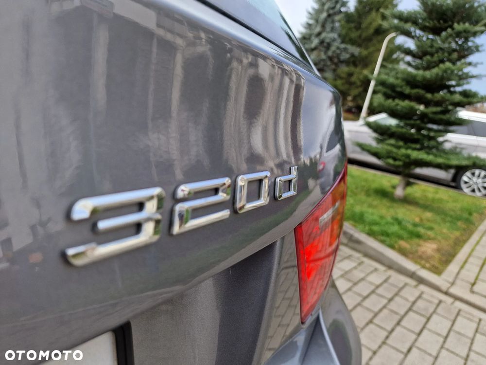 BMW Seria 3 320d xDrive - 18