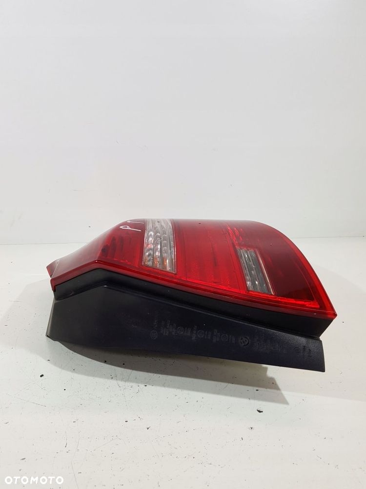 lampa prawy tył bmw e87 eur lift 08r 7164956 - 5