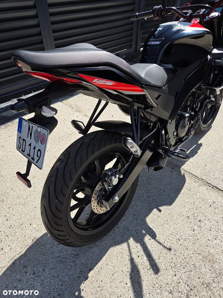 Aprilia Tuono - 10
