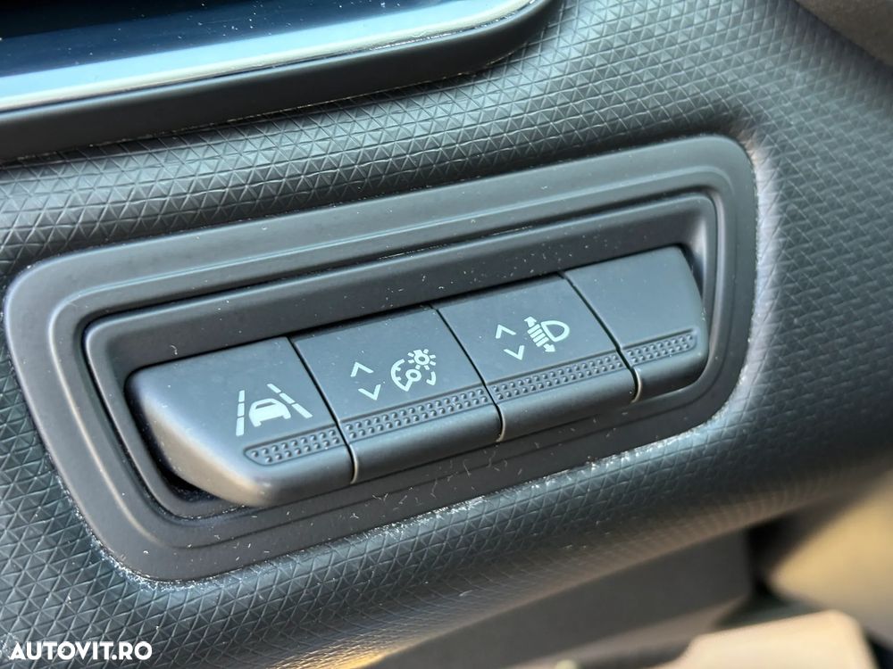 Renault Clio E-TECH 140 BUSINESS EDITION - 8