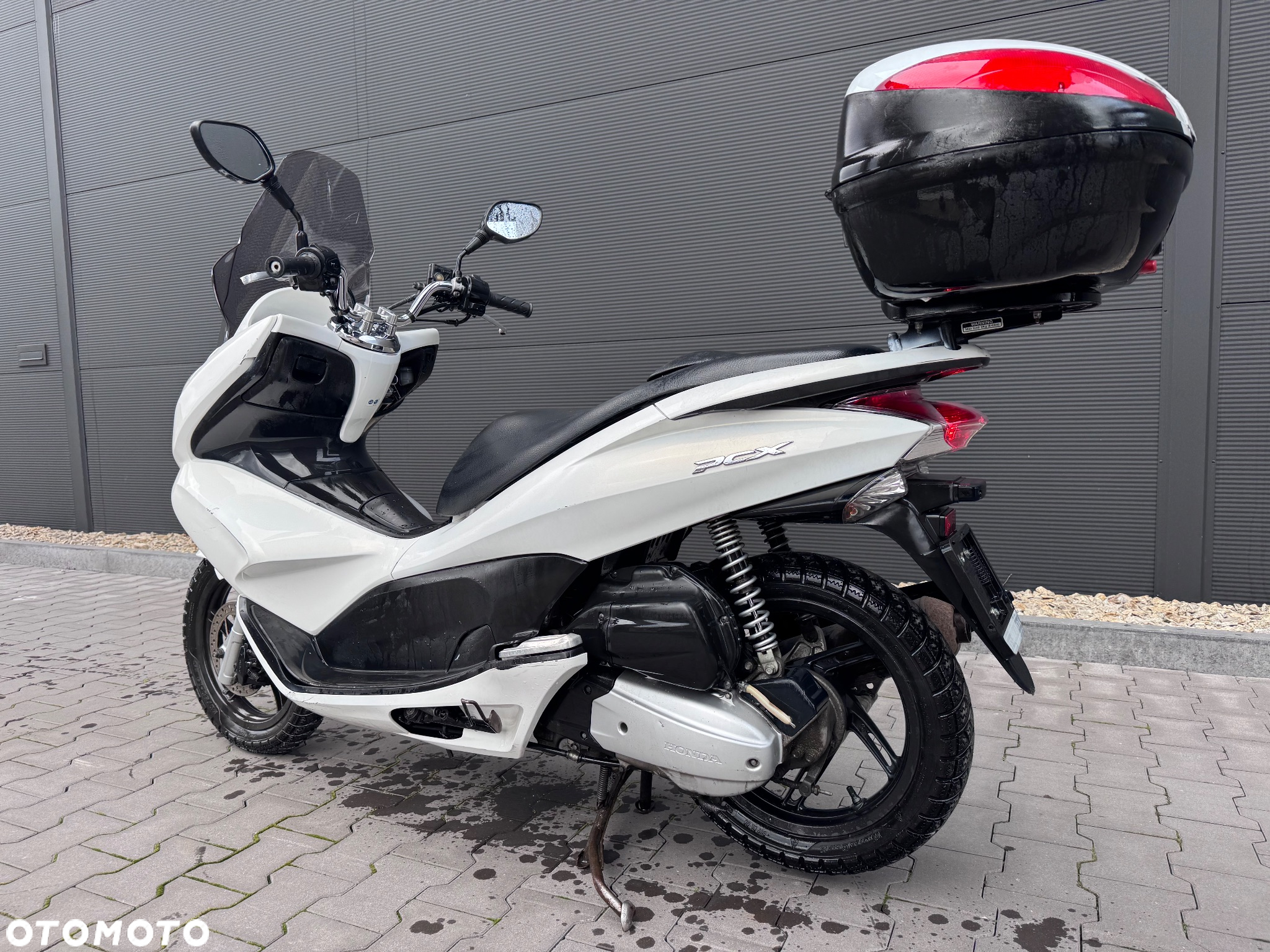 Honda PCX - 9