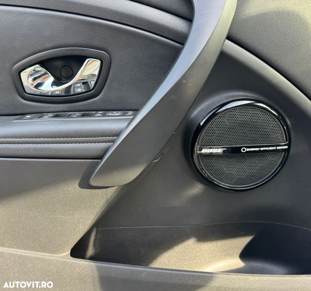 Renault Megane ENERGY dCi 110 Start & Stop Bose Edition - 12