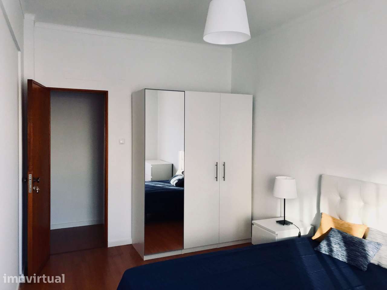 Quarto Centro de Mem-Martins - Grande imagem: 2/8