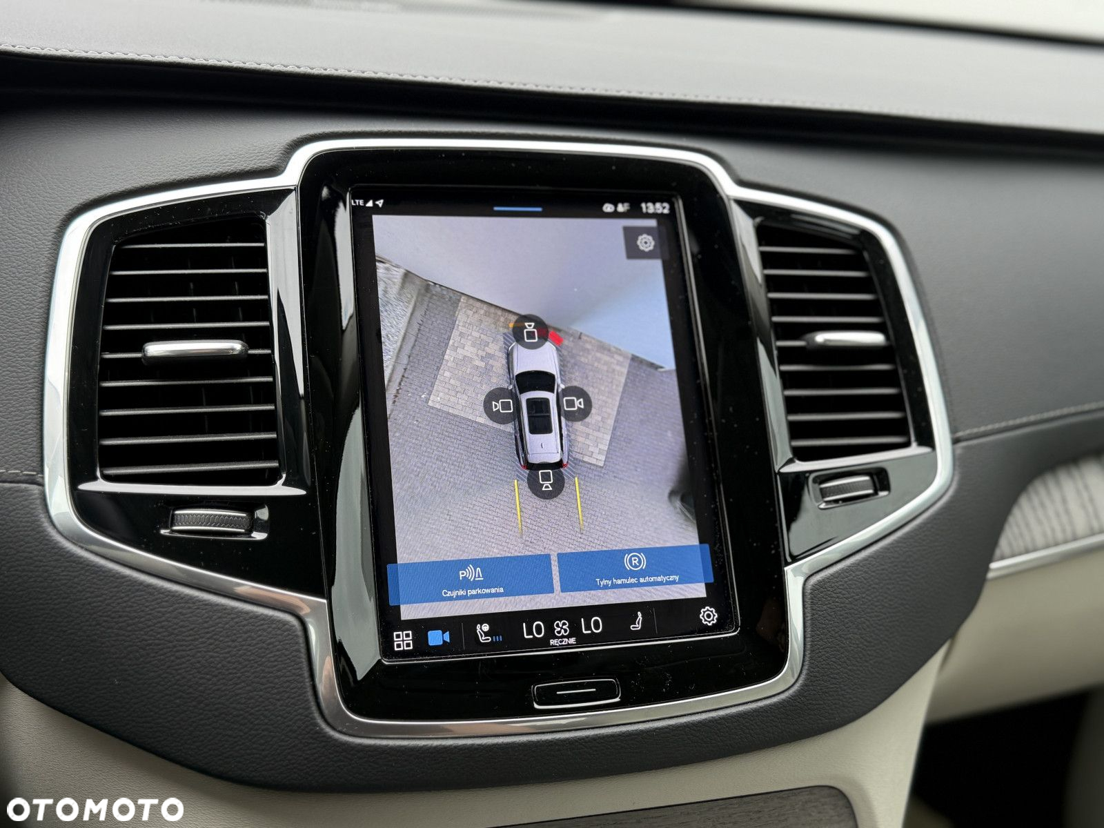 Volvo XC 90 - 16