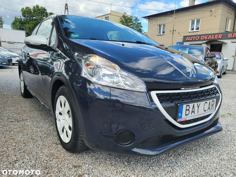 Peugeot 208 - 4