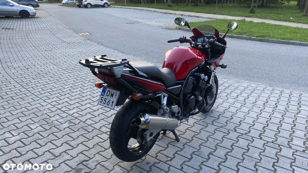 Yamaha FZS - 5