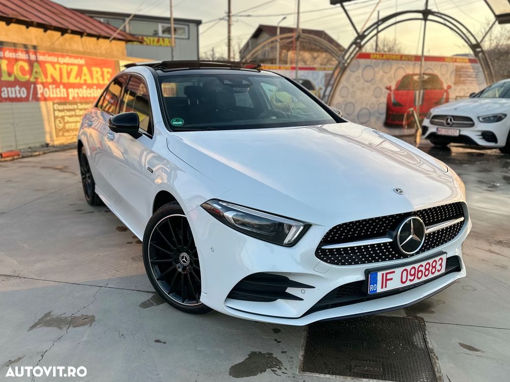Mercedes-Benz A 250 e Sedan 8G-DCT AMG Line - 15