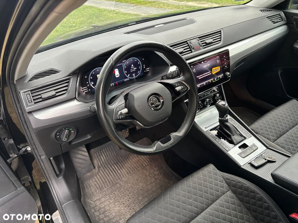 Skoda Superb 2.0 TSI Ambition DSG - 16