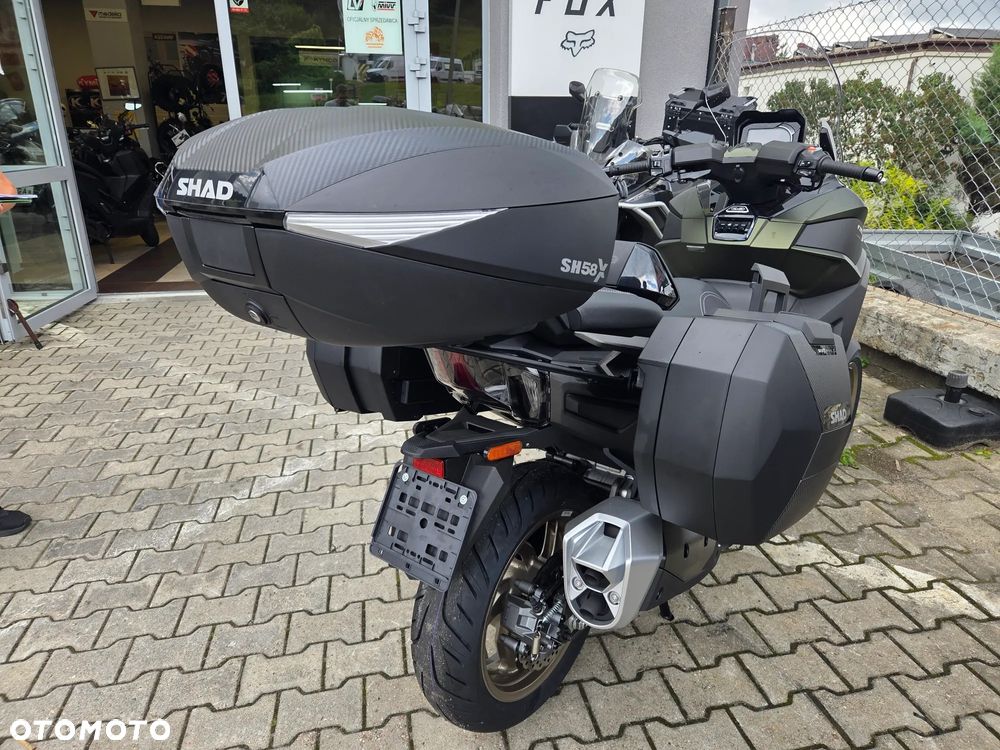 Kymco CV3 - 8