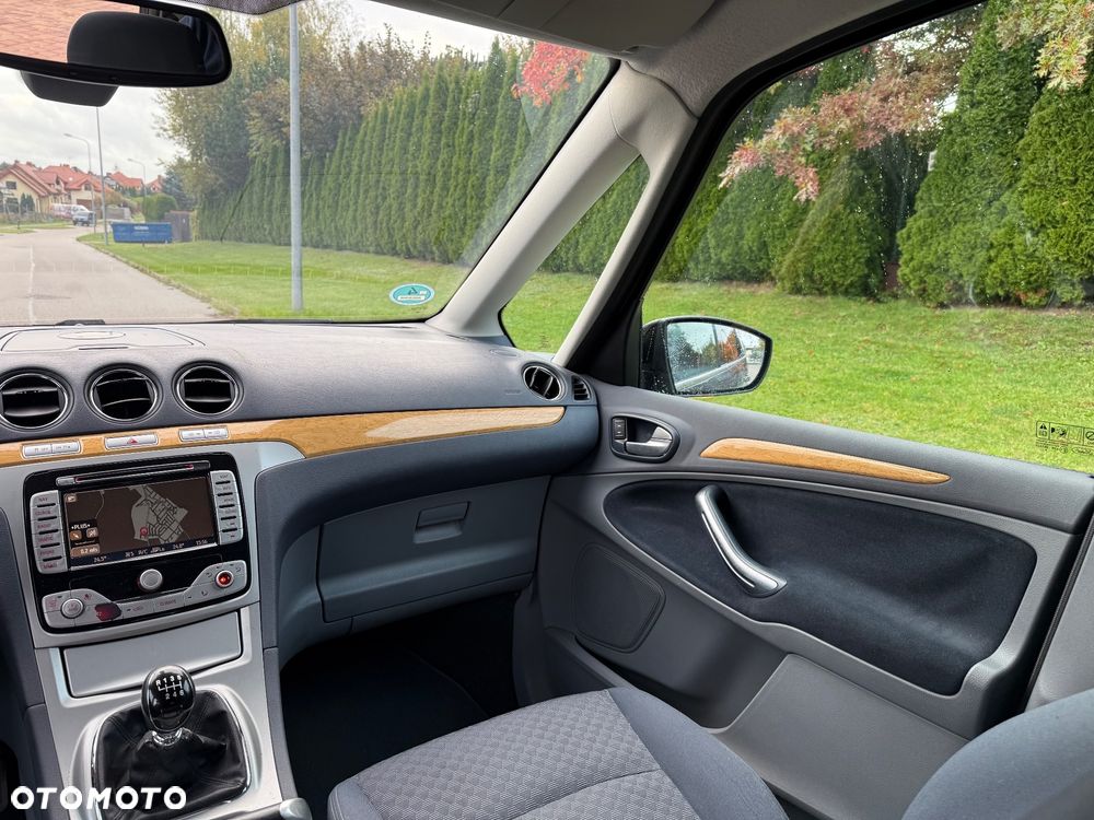 Ford Galaxy 2.0 TDCi DPF Ghia - 7