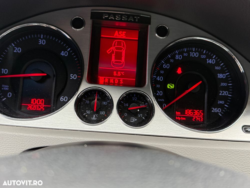 Volkswagen Passat 2.0 TDI DPF DSG Highline - 7