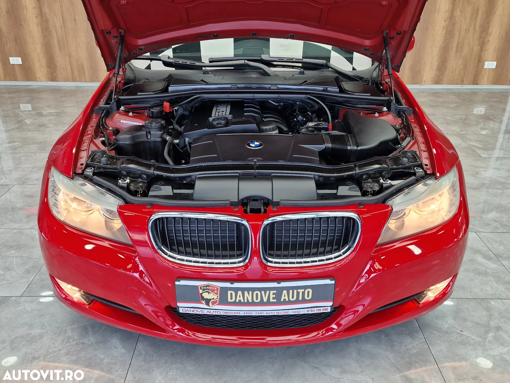BMW Seria 3 316i - 25