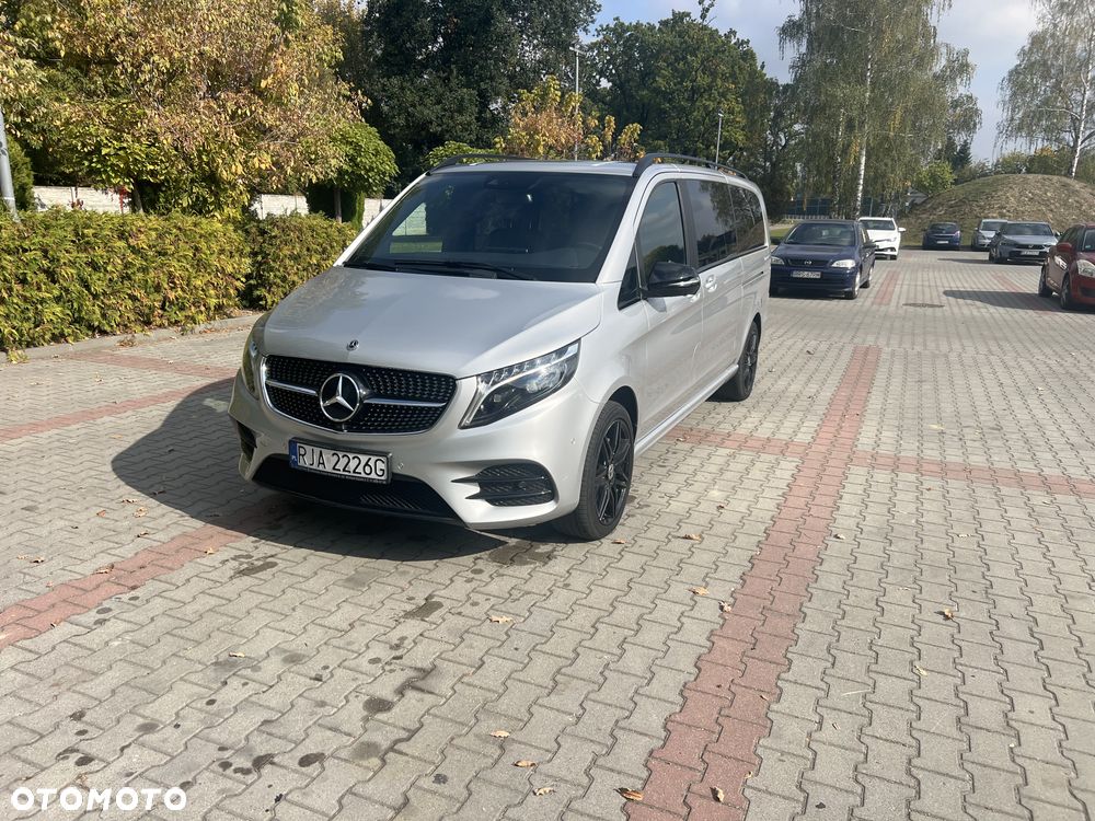 Mercedes-Benz V-Class 2022 photo 2