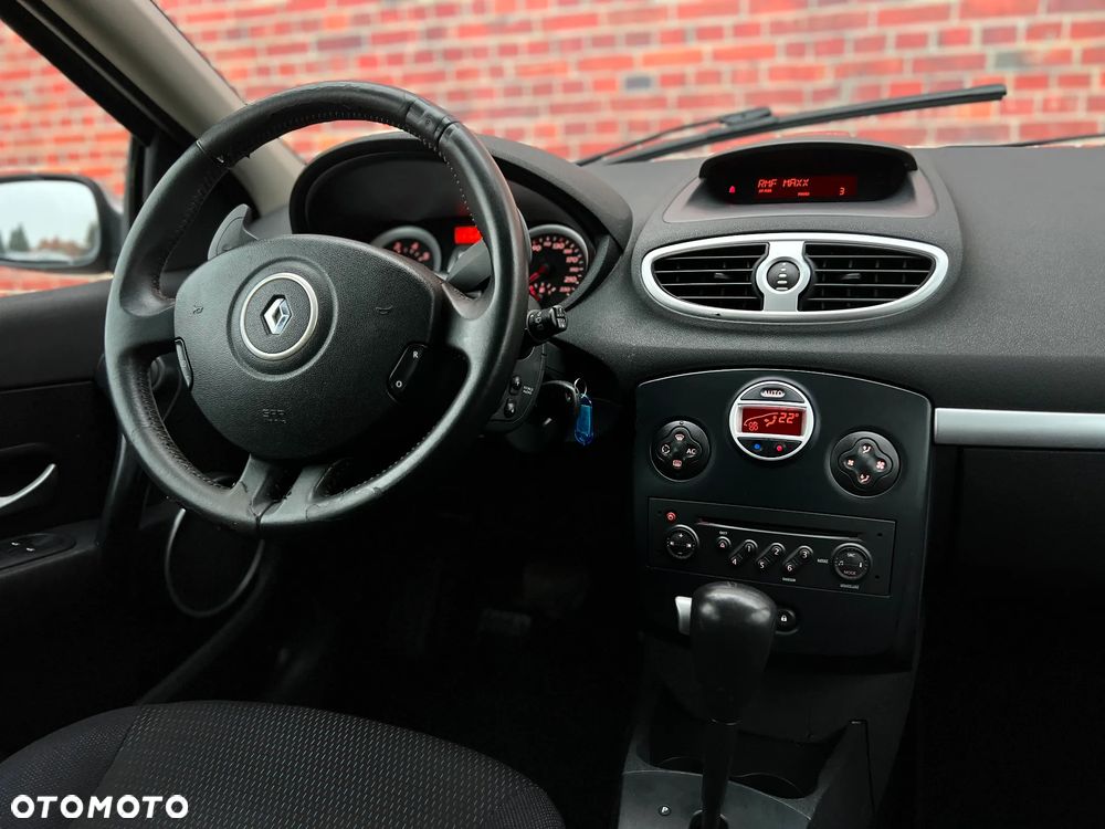 Renault Clio - 7