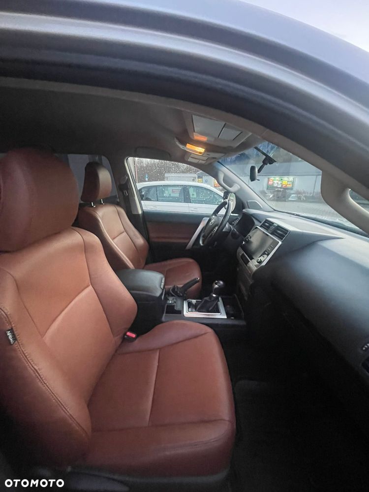 Toyota Land Cruiser 2.8 D-4D Automatik - 8