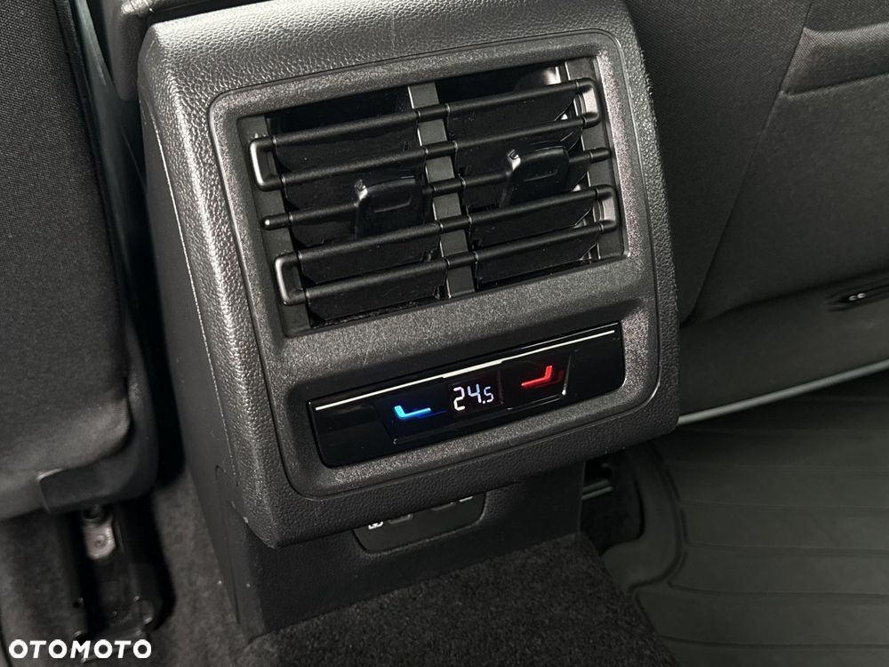 Volkswagen Golf 1.5 eTSI EVO Style DSG - 14