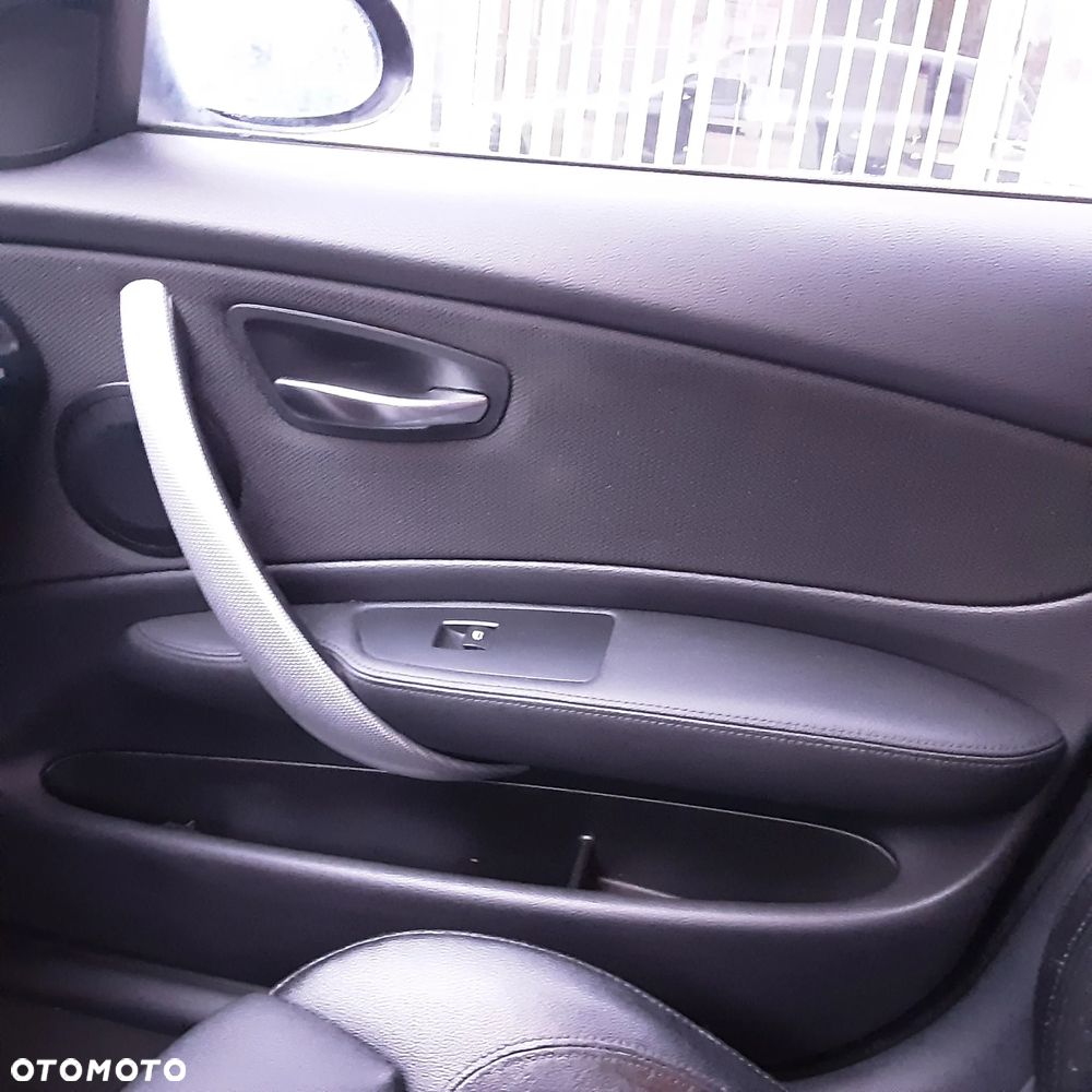 BMW Seria 1 116i - 17