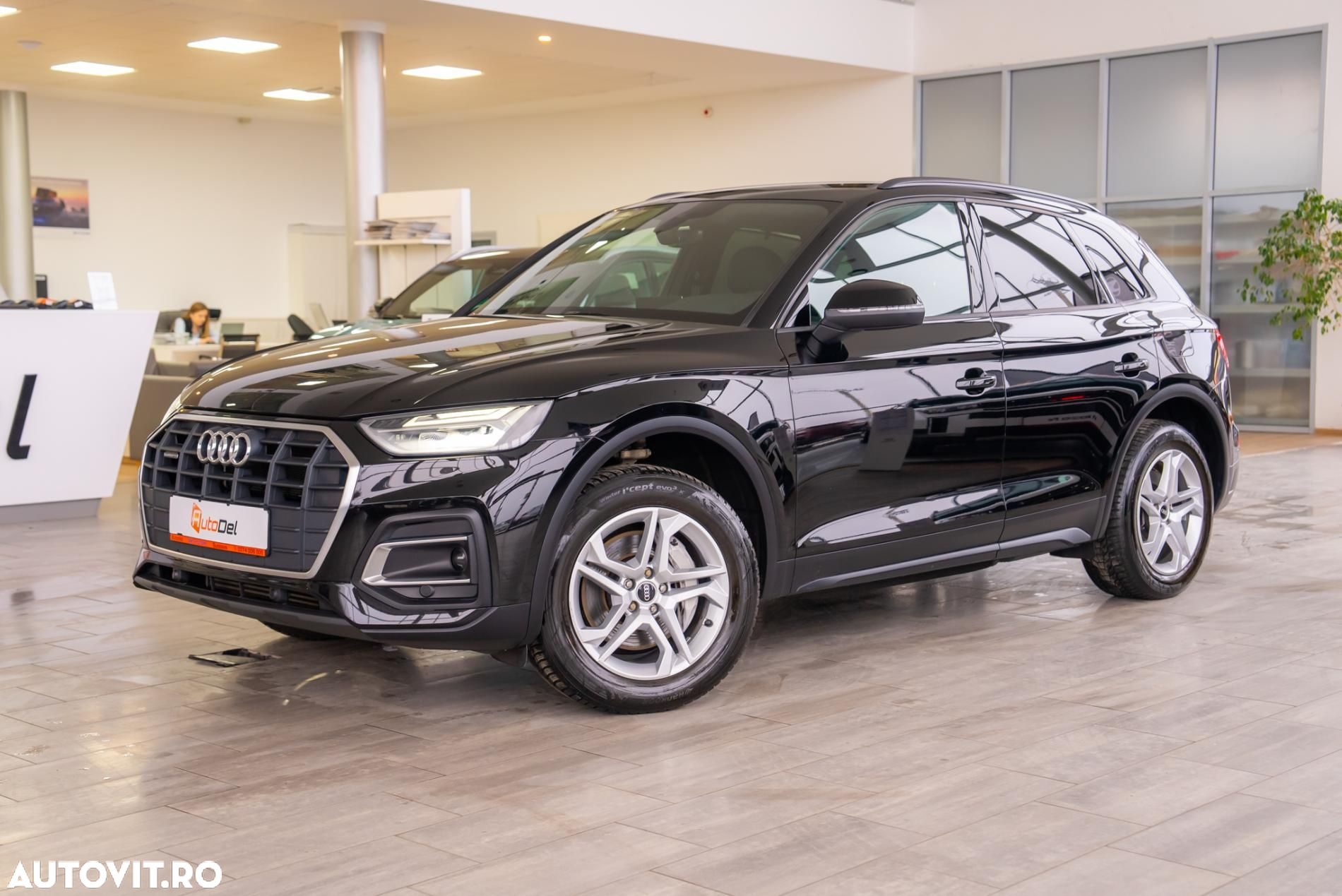 Audi Q5 50 TFSI e quattro S tronic sport - 2