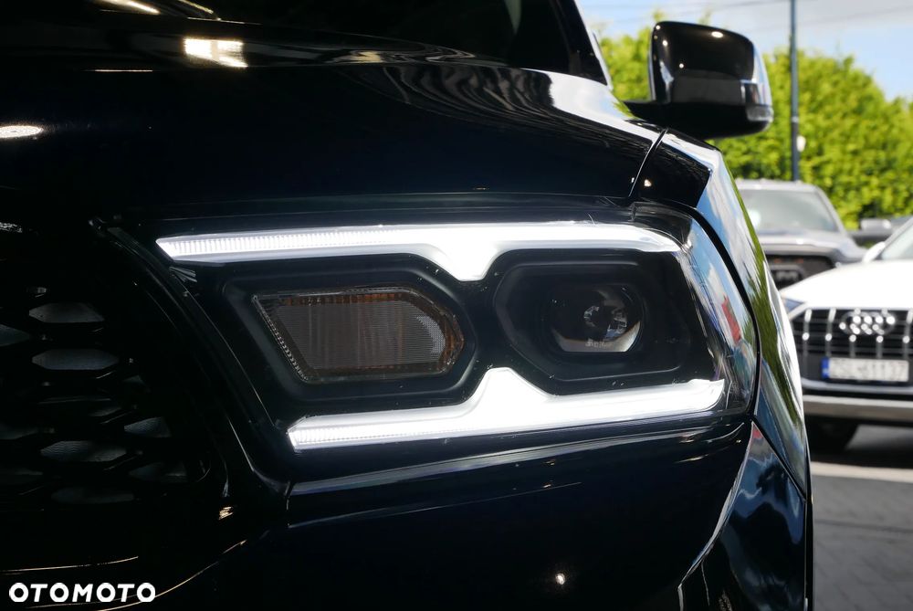 Dodge Durango - 35