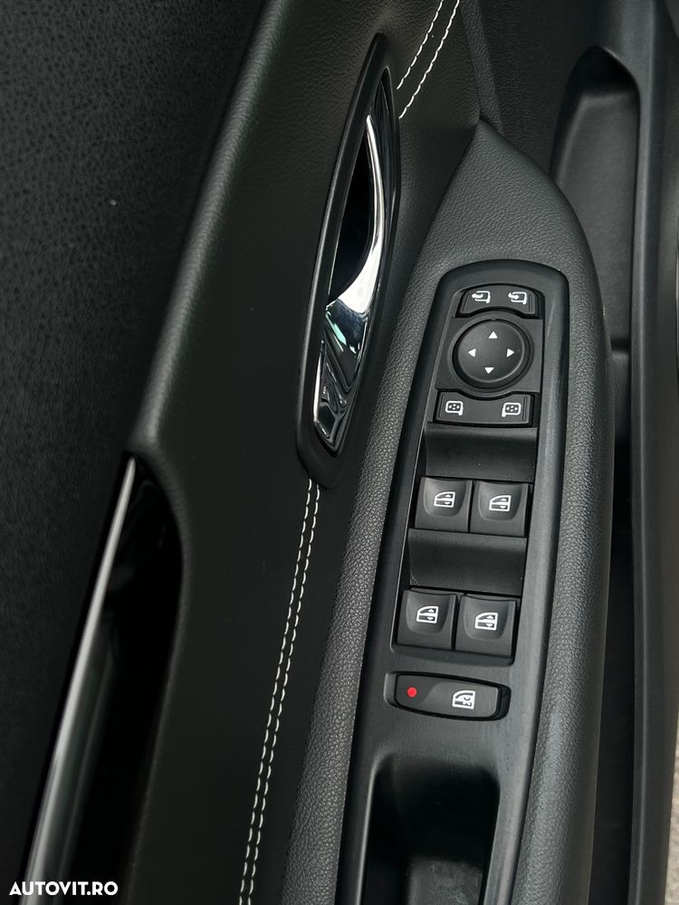 Renault Scenic ENERGY dCi 110 S&S Bose Edition - 9