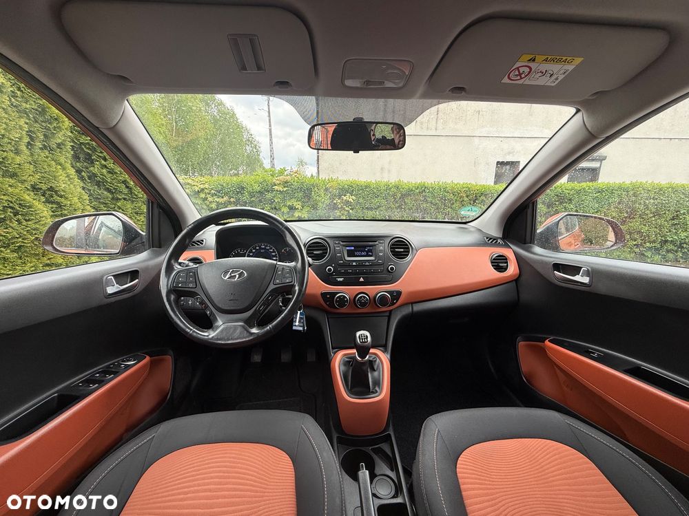 Hyundai i10 1.2 Fifa World Cup Edition - 27