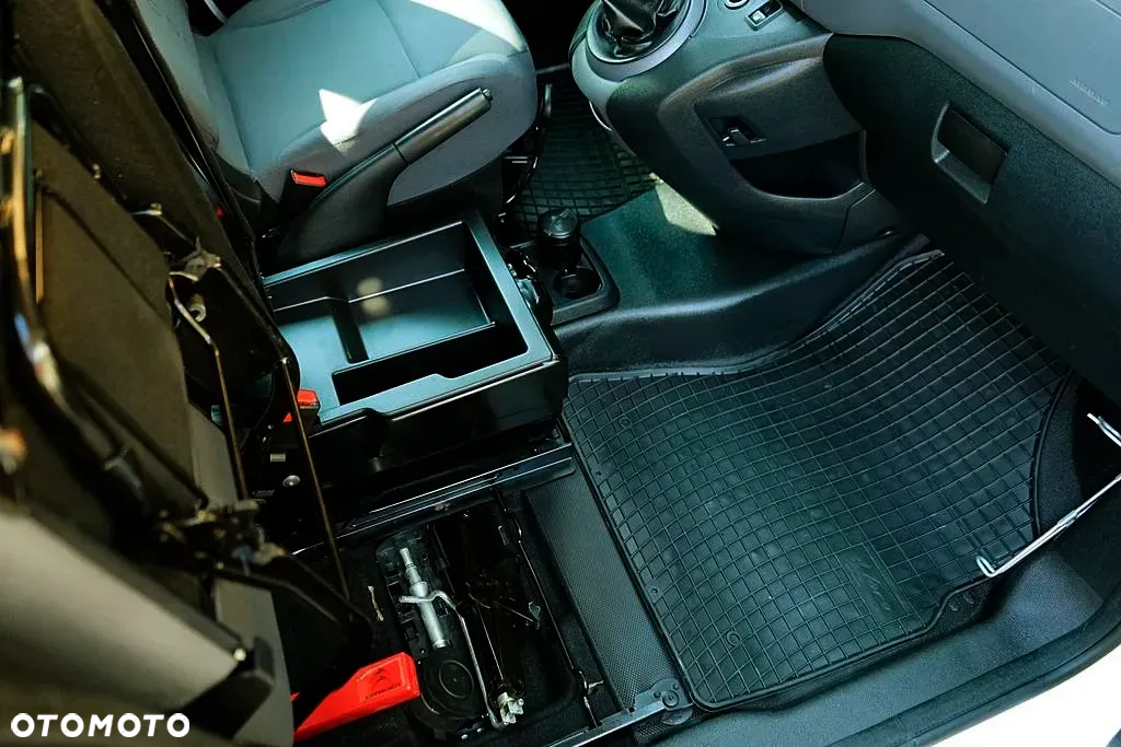 Citroën Berlingo - 25