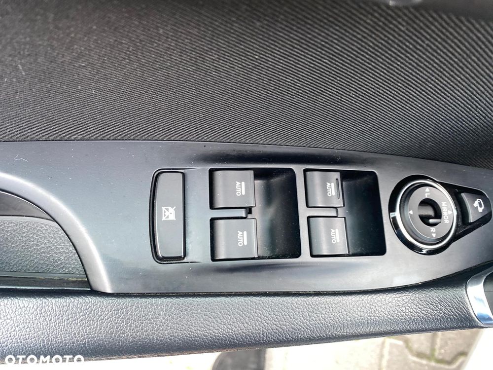 Hyundai i40 1.7 CRDi BlueDrive Comfort DCT - 25