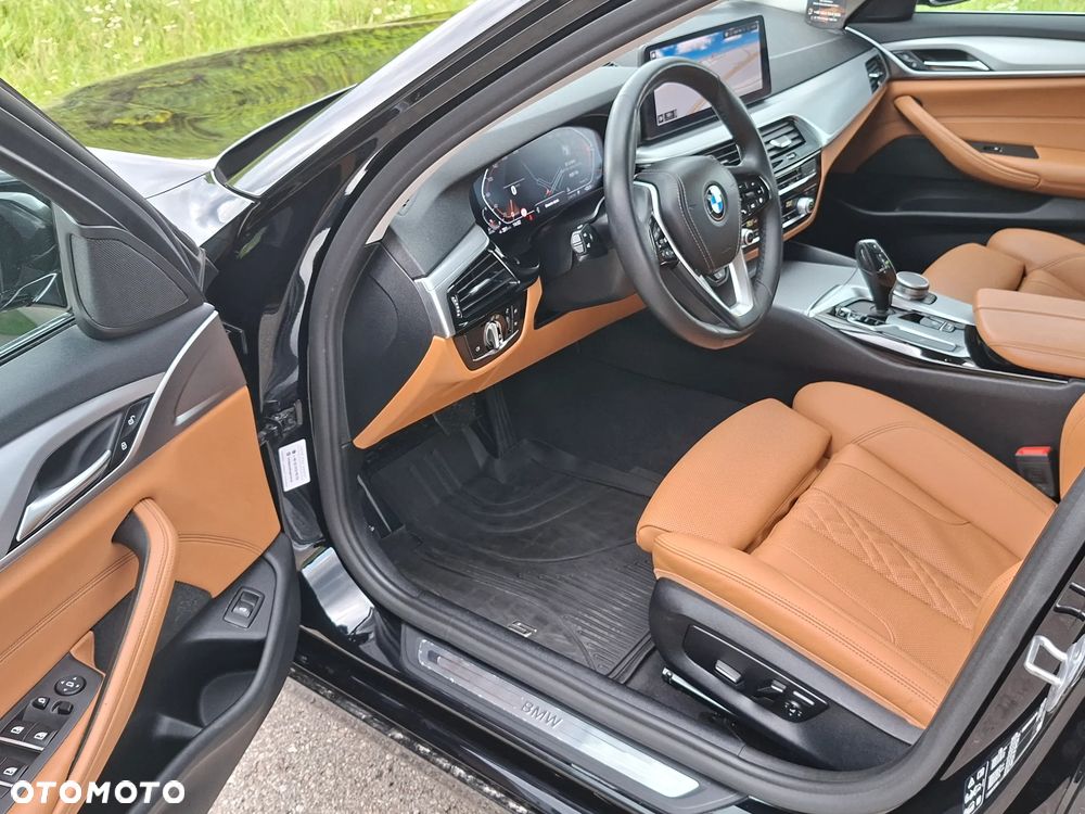 BMW Seria 5 520d xDrive mHEV Luxury Line - 28