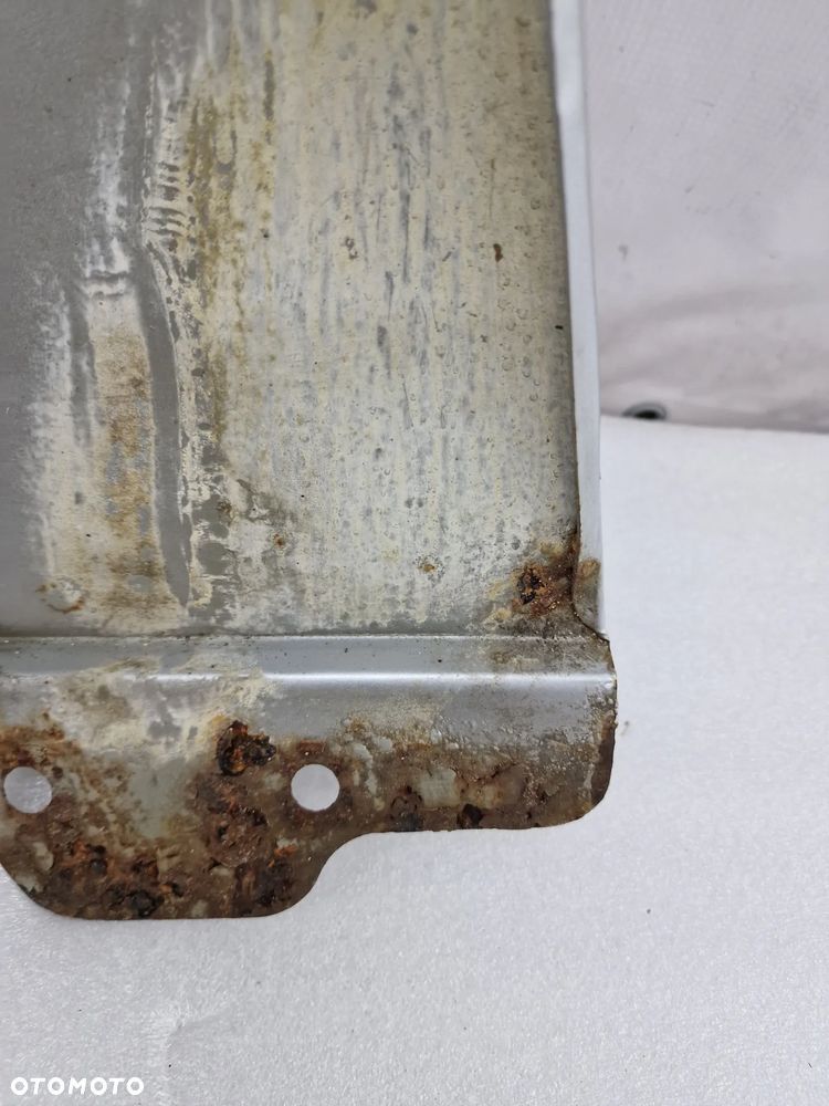 OPEL OMEGA C 99-02 SREBRNY PRAWY BŁOTNIK PRZEDNI PRZÓD , NR AUKCJI BŁ179 - 17