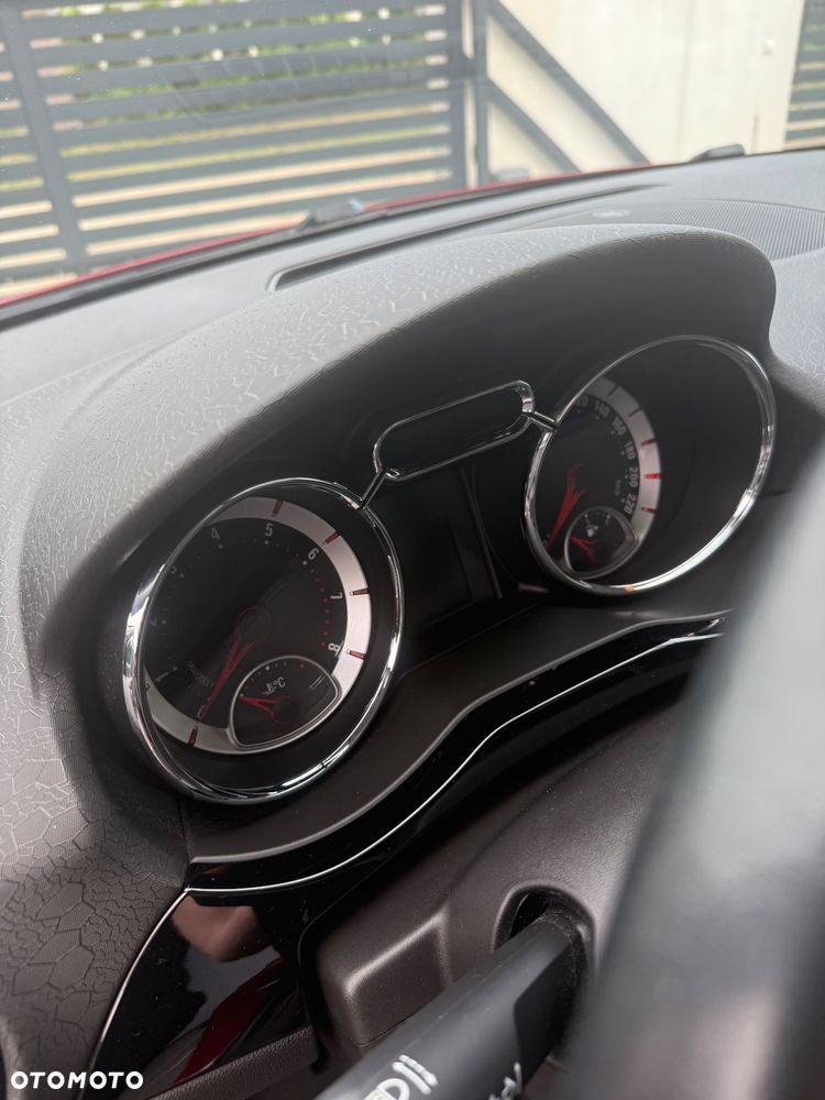 Opel Adam 1.2 - 8
