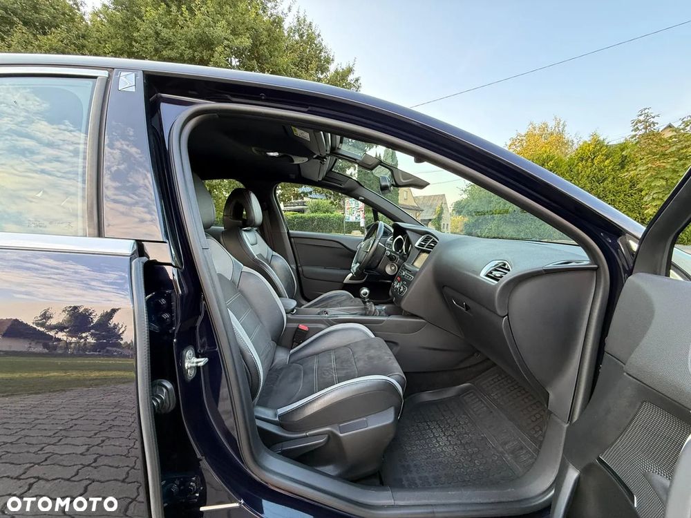 Citroën DS4 1.2 PureTech SoChic S&S - 21