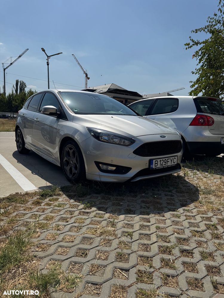 Ford Focus 1.5 TDCi DPF Start-Stopp-System Aut. ST-Line - 9