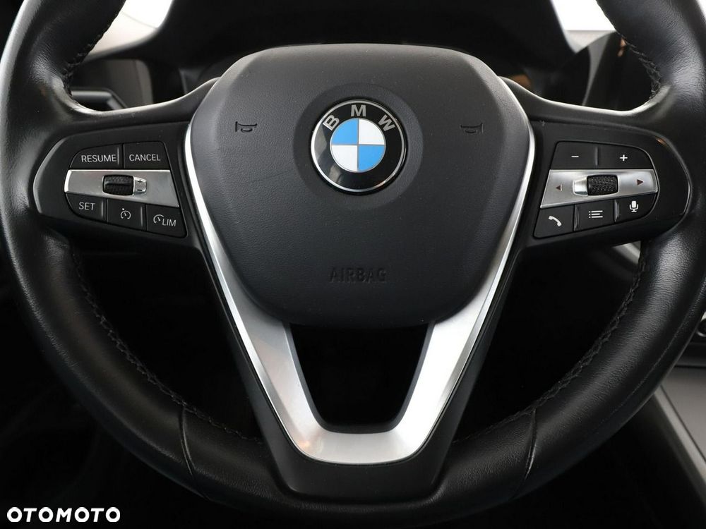 BMW Seria 3 320d MHEV Advantage - 22