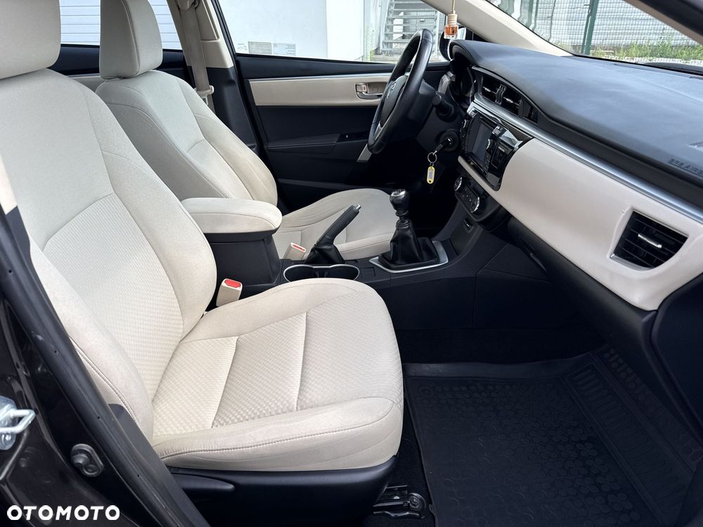 Toyota Corolla 1.6 Premium EU6 - 7