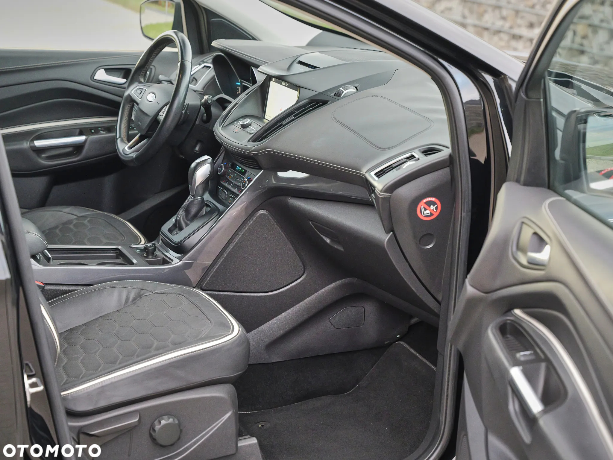 Ford Kuga 2.0 TDCi 4x4 Vignale - 21