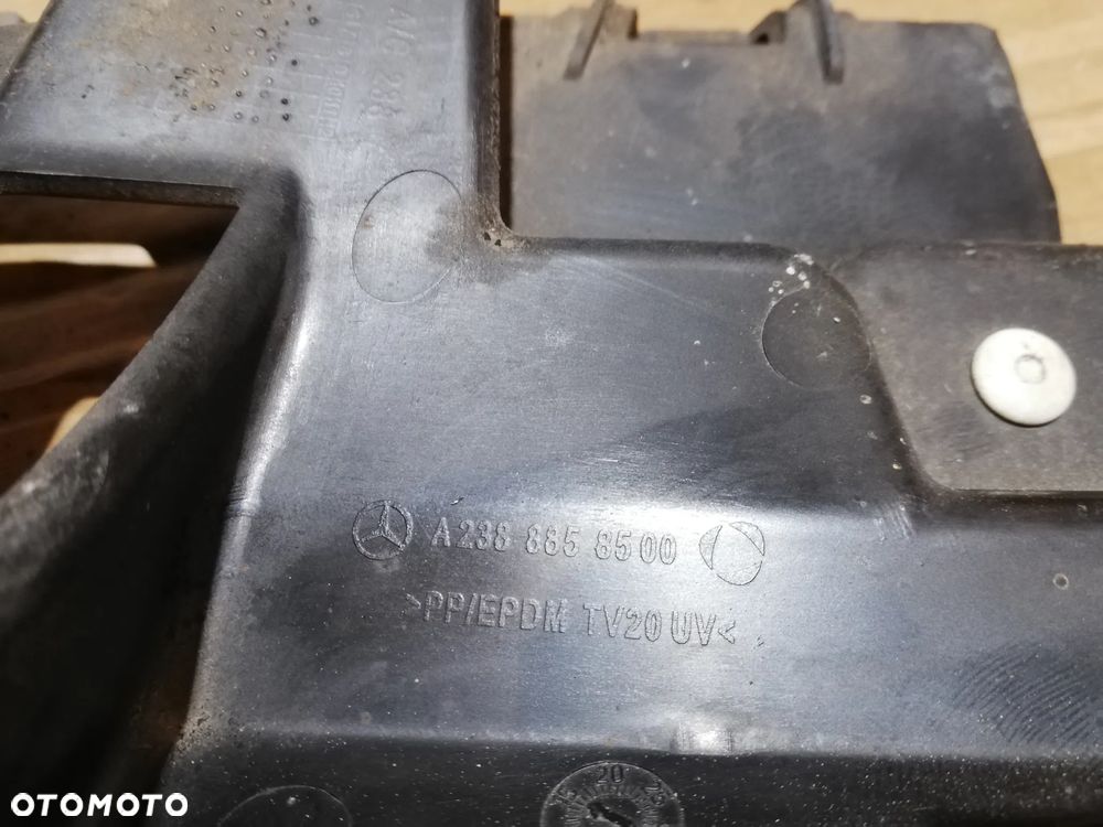 MERCEDES-BENZ W238 E AMG MOCOWANIE ŚLIZG ZDERZAKA LEWY TYŁ A2388858500 - 4