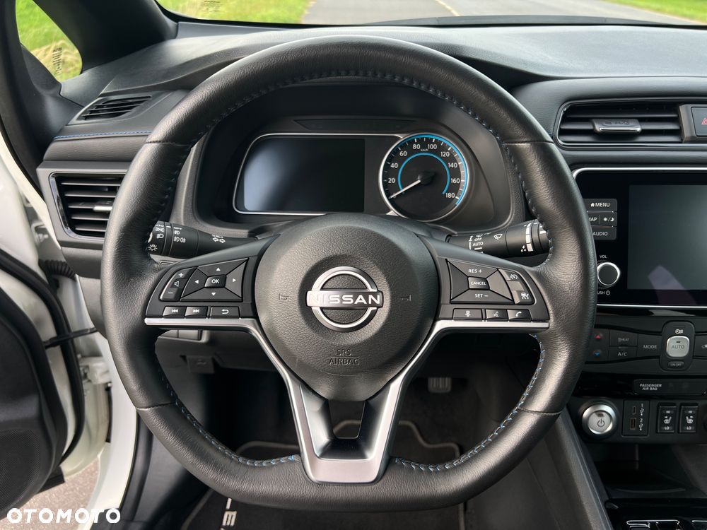 Nissan Leaf 62 kWh e+ N-Connecta - 29