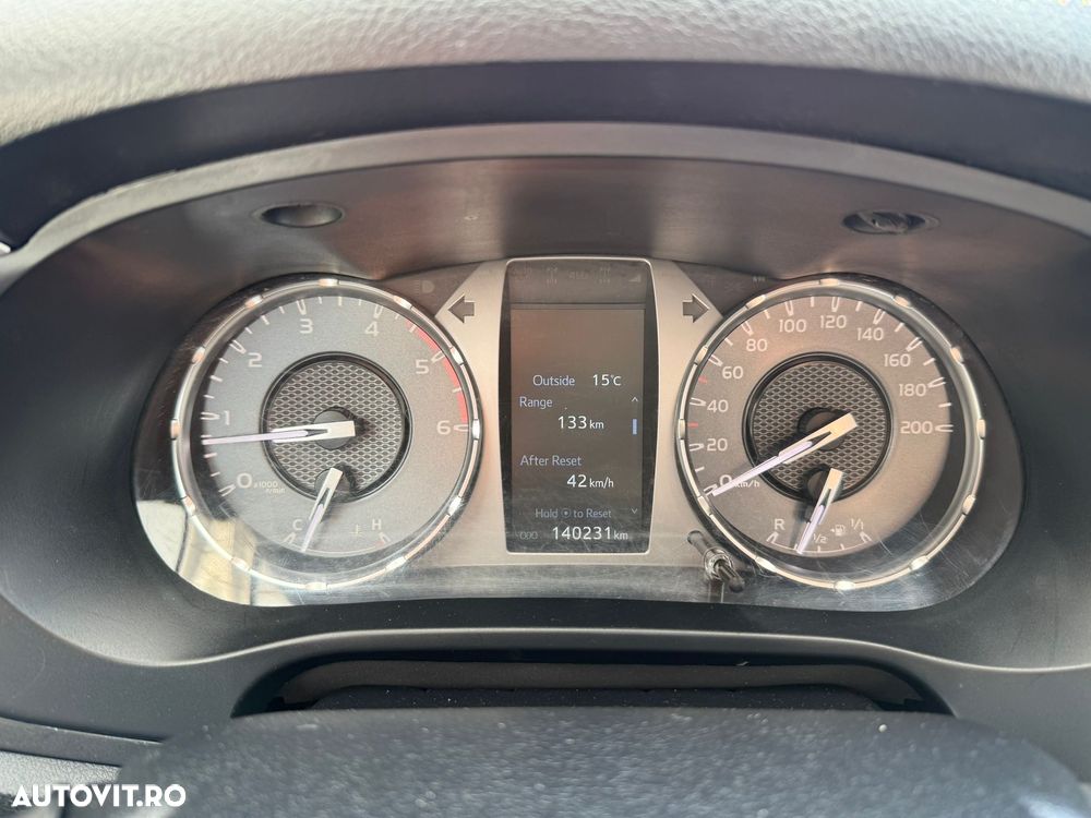 Toyota Hilux 2.4D 150CP 4x4 Double Cab 6MT Comfort - 6