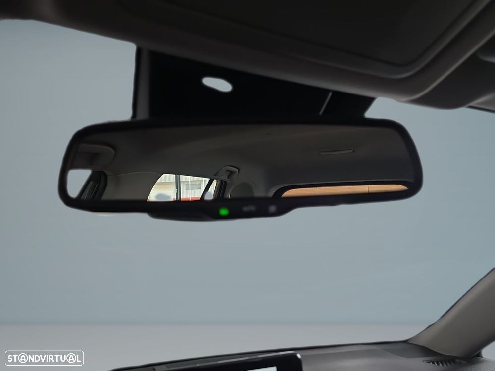 Toyota RAV4 2.5 HDF Comfort - 24