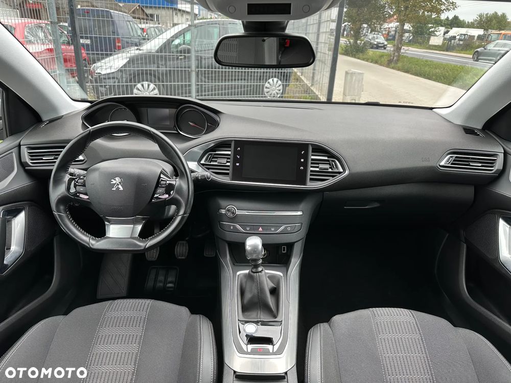 Peugeot 308 - 19
