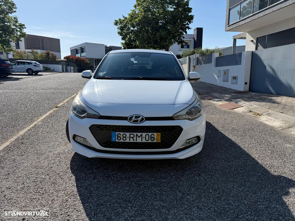 Hyundai i20 1.1 CRDi GO! - 1