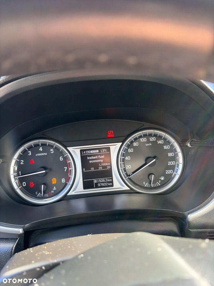 Suzuki Vitara 1.6 Premium 4WD - 9