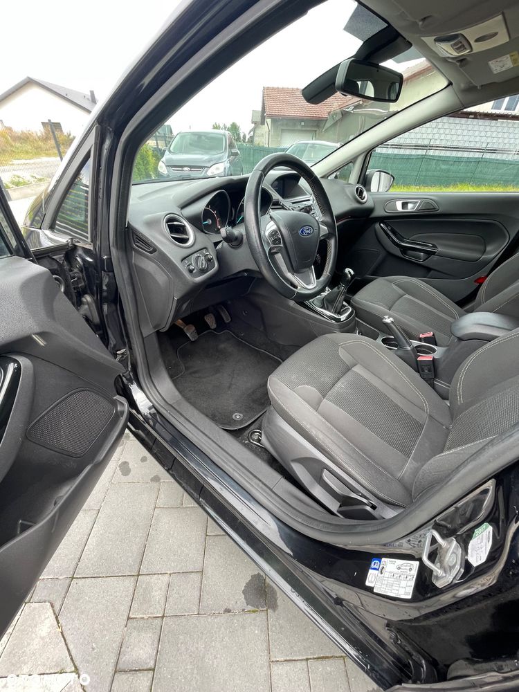 Ford Fiesta - 7